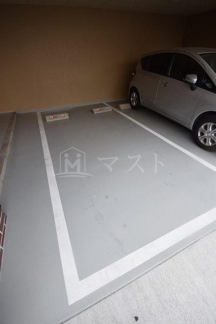 エステムプラザ梅田扇町公園パークランドの駐車場