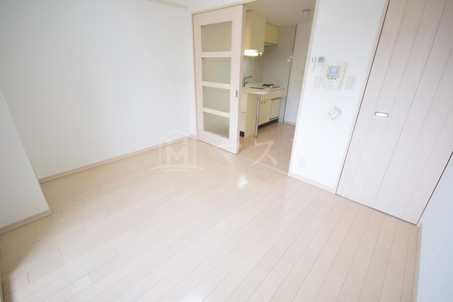 エステムプラザ梅田扇町公園パークランドの居間・リビング