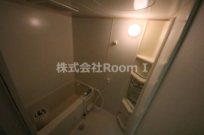 【浴室】 | コンフォートレジデンス御堂筋本町 | ゆったり過ごせるお風呂です