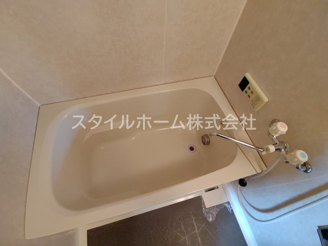 【浴室】 | ピアルーチェ | 別部屋写真です。