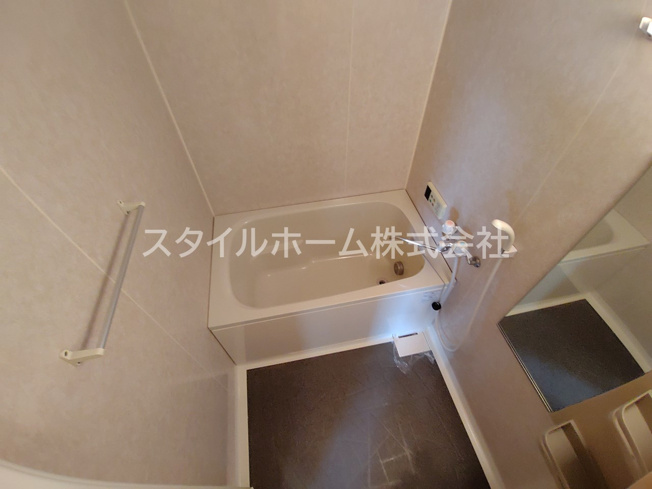 【浴室】 | ピアルーチェ | 別部屋写真です。