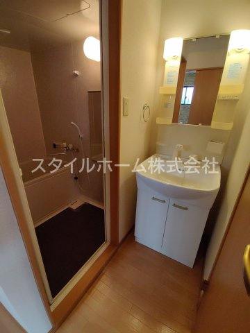 【洗面所】 | ピアルーチェ | 別部屋写真です。