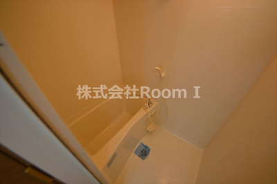 【浴室】 | ジュネーゼ大阪城南 | 日々の暮らしに欠かせないお風呂です