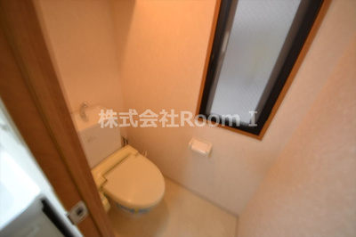 【トイレ】 | ジュネーゼ大阪城南 | 落ち着いたトイレです