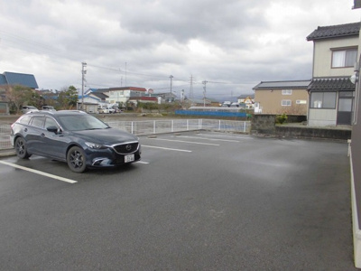 【駐車場】 | D-room青島