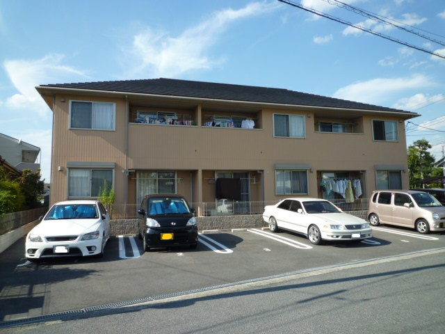 倉敷市浜町１丁目のアパートの外観