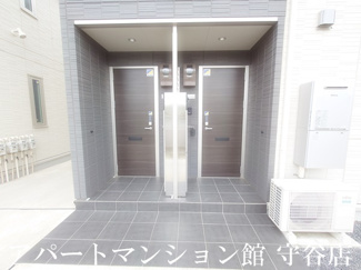 【エントランス】