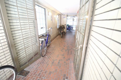 【エントランス】 | メゾン崎山