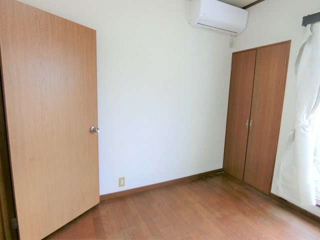 湯坂貸家の洋室