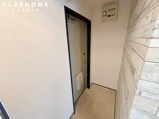 パークサイド今岡 B棟の玄関