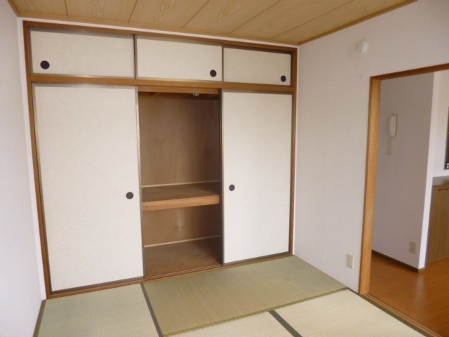 サンハイツ北方Ａ棟の収納