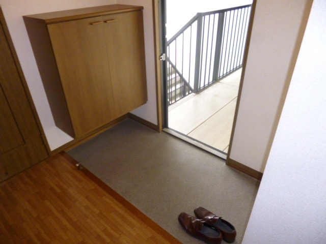 サンハイツ北方Ａ棟の玄関