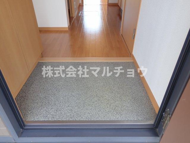 annsハウスⅠの玄関|明るい玄関です