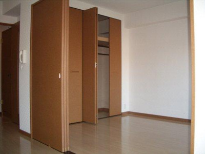 【寝室】 | ジェネシス竹下