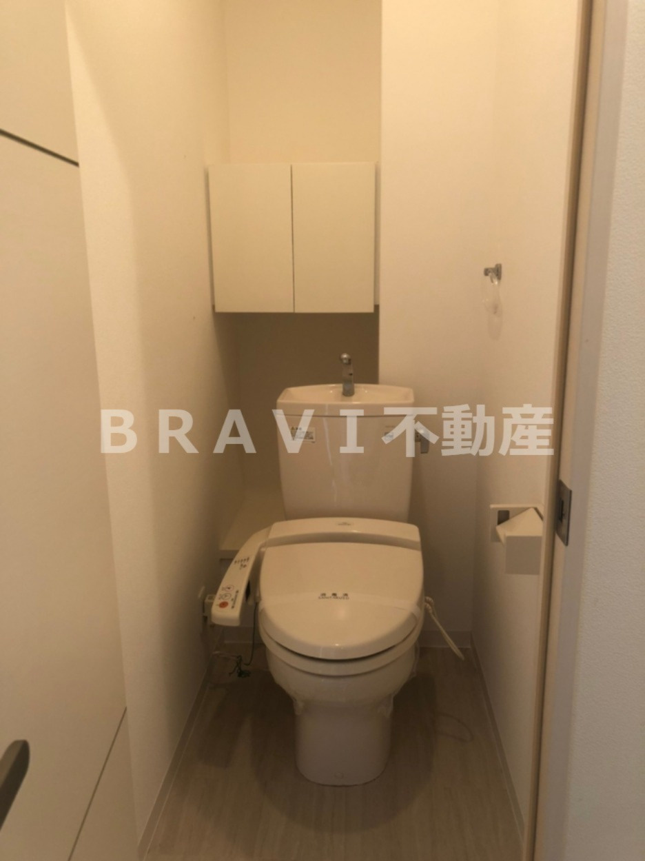 ラムール谷町　BRAVI不動産のトイレ|【ラムール谷町】清潔感のあるトイレです