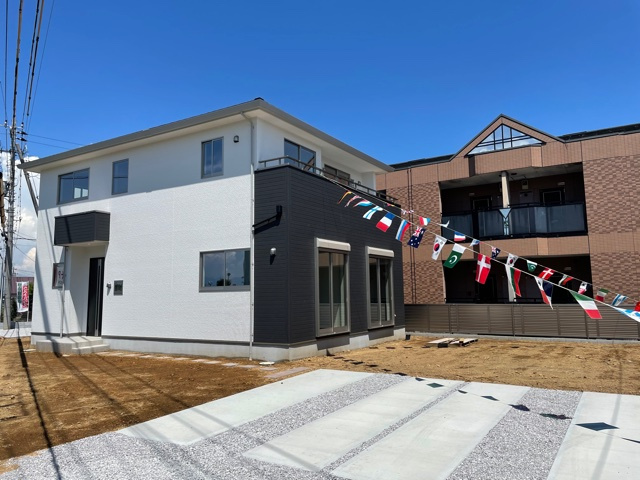上里町金久保3期（全3棟）1号棟の外観|外はこのようになっています