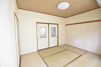 【和室】 | グレースB | 明るい和室です