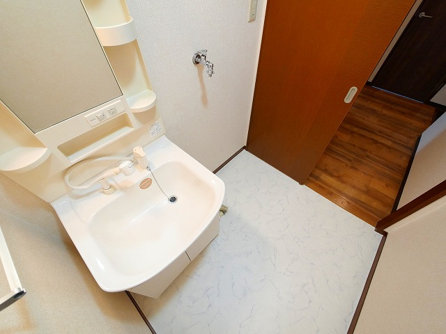 グランパルクの独立洗面台|使いやすい独立洗面台です