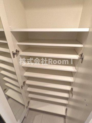 【玄関】 | ISM谷町六丁目（旧プライムアーバン安堂寺 | シンプルで使いやすい玄関です