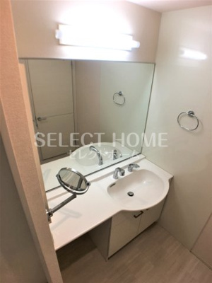 【独立洗面台】 | ウィングヴィラ | 朝の支度にも助かる、独立の洗髪洗面化粧台同型タイプ