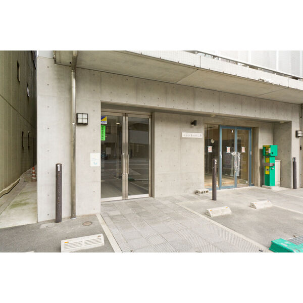 シャントール二条のエントランス