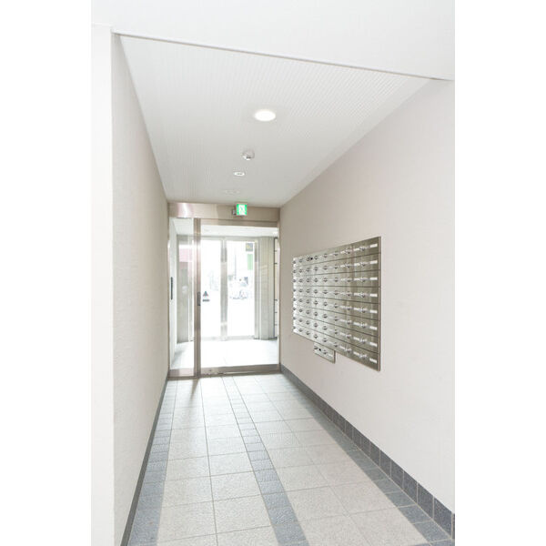 シャントール二条のロビー