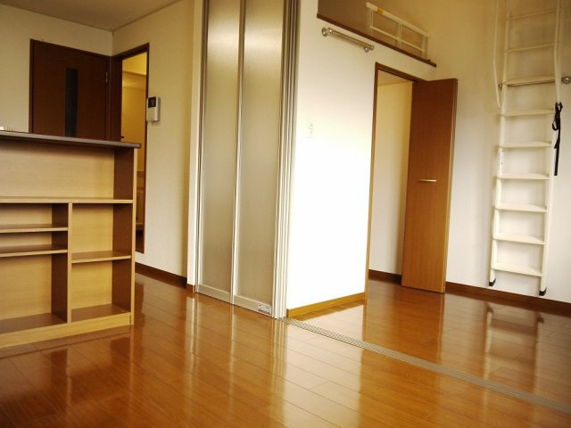 エスプワール矢倉下の居間・リビング