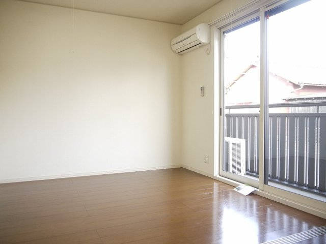 モナリエ栄の寝室