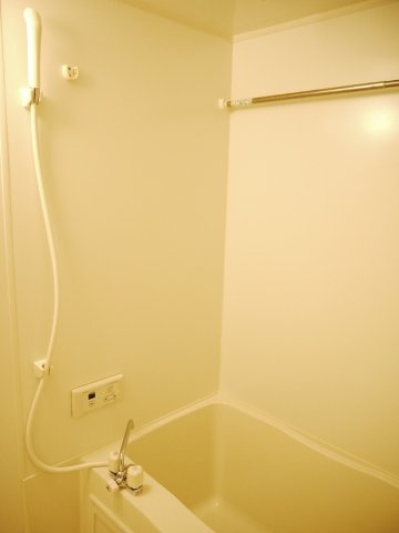 モナリエ栄の浴室