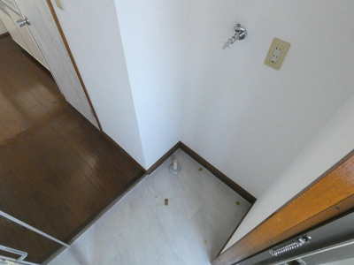 【設備】 | プレジール | 洗濯機置場になります。