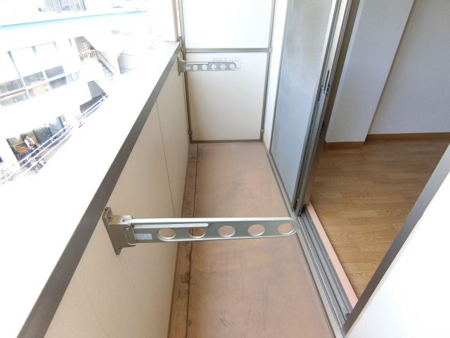 ソフィアコートのバルコニー|同マンション別部屋写真