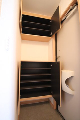 【収納】 | リビングタウン狭山池公園E棟 | シューズボックス