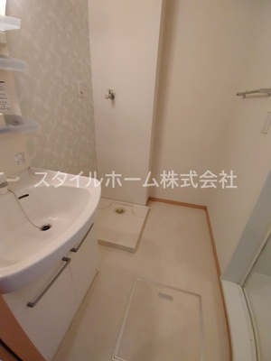 【洗面所】 | D’ｓモナリエ | 別部屋写真です。
