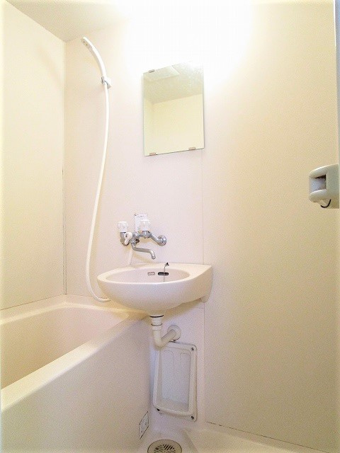 KESハイム中延の浴室