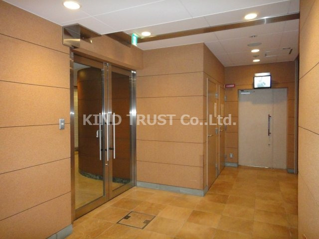 南森町プライマリーワンのロビー