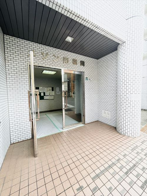 メゾン南福岡のエントランス