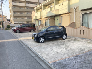 【駐車場】