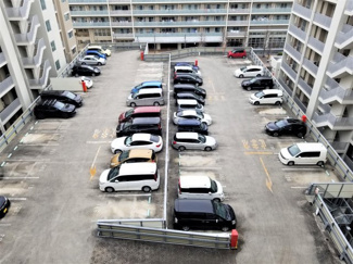 【駐車場】