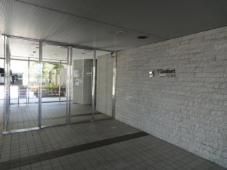 【エントランス】