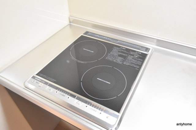 サンレムート江坂イースト　仲介手数料無料のキッチン