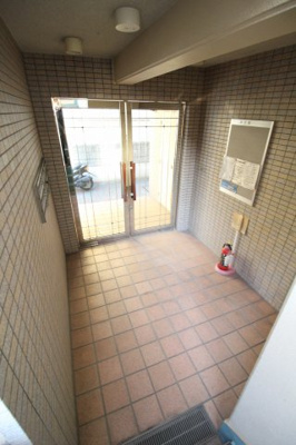 【エントランス】 | レヴィータ(旧：こもれび荘)