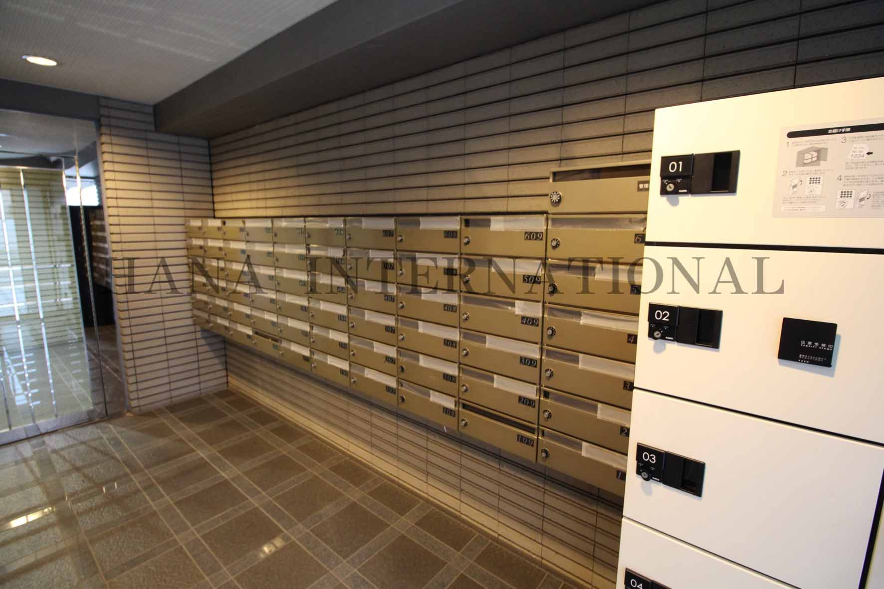 ドミール浦安当代島のロビー