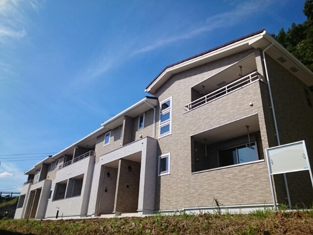 ブライトヒルズⅣの外観