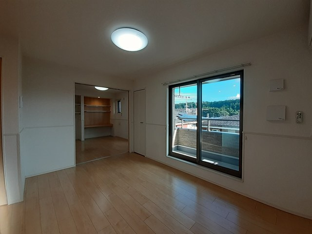 ブライトヒルズⅣの居間・リビング