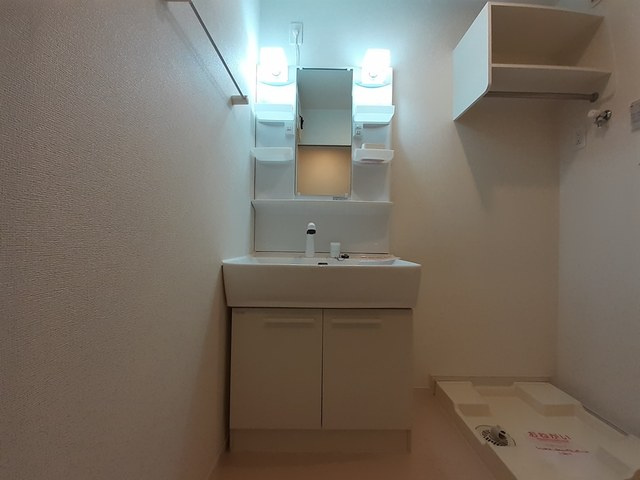 ブライトヒルズⅣの洗面所