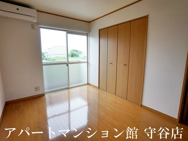 ラポールIWAIの洋室
