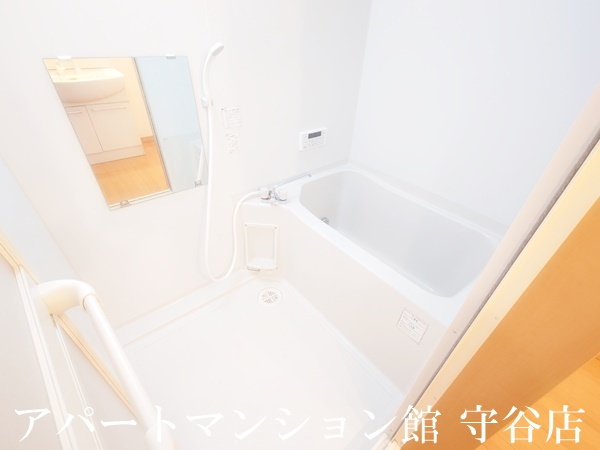 ラポールIWAIの浴室