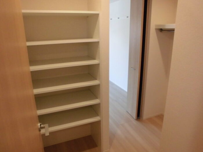 ラフィネ宿河原の収納