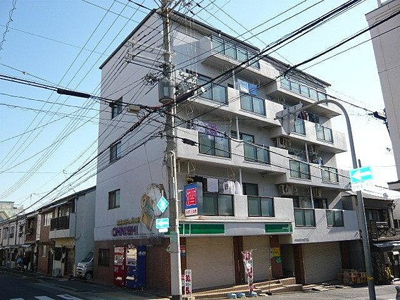 ウエストハイツ灘の外観