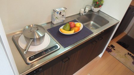 ＣＯＬＯＲ若宮のキッチン|１口ＩＨコンロつきです